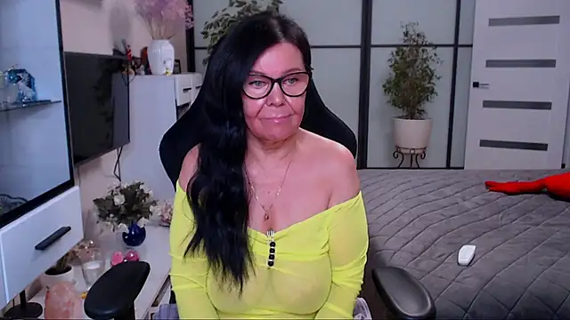 Snapshot of Anna_Blare chatting on 05/14/26, 07:33 Anna Blare online show from 05/14/26, 07:33