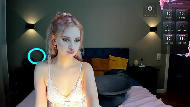 Snapshot of linda_ada chatting on 09/22/25, 06:14 linda ada online show from 09/22/25, 06:14