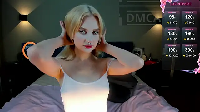 Snapshot of linda_ada chatting on 10/09/25, 08:20 linda ada online show from 10/09/25, 08:20