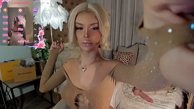 LUUVRRI 21 online show from 03/10/26, 08:46