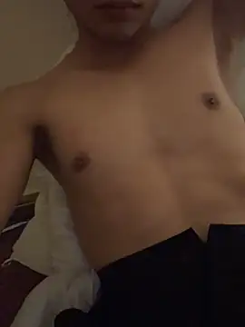 Snapshot of piter-to chatting on 10/14/25, 04:40 piter-to online show from 10/14/25, 04:40