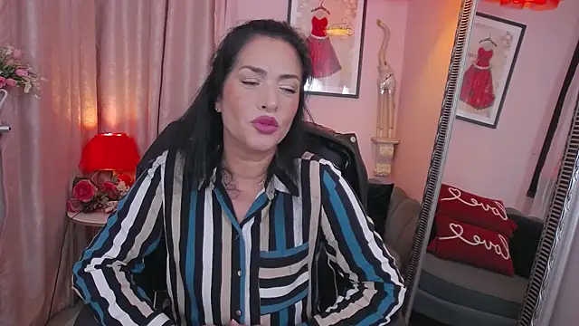 MyLovOne online show from 10/12/25, 10:16