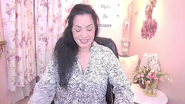 MyLovOne online show from 04/13/26, 08:40