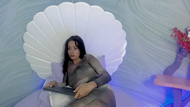 luna hot ass online show from 11/07/25, 07:40