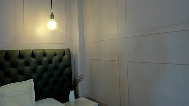 luna hot ass online show from 03/21/26, 10:35