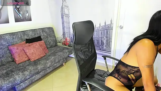 keytinthomson  online show from 11/11/25, 07:30