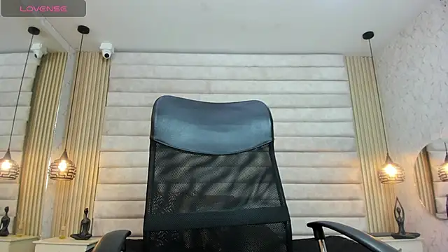 keytinthomson  online show from 02/14/26, 07:47