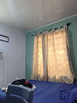 Snapshot of saenz_eymi chatting on 07/10/26, 04:29 saenz eymi online show from 07/10/26, 04:29