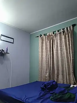 Snapshot of saenz_eymi chatting on 06/30/26, 04:23 saenz eymi online show from 06/30/26, 04:23