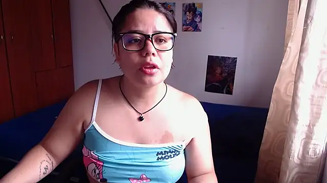 Snapshot of saenz_eymi chatting on 10/08/25, 03:35 saenz eymi online show from 10/08/25, 03:35