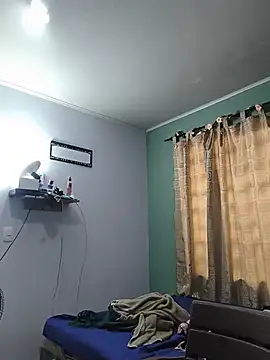 Snapshot of saenz_eymi chatting on 06/11/26, 04:59 saenz eymi online show from 06/11/26, 04:59