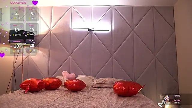 DiamondGoldie online show from 02/22/26, 08:32