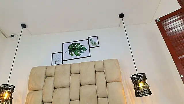 Cinthiabaker online show from 03/18/26, 02:19