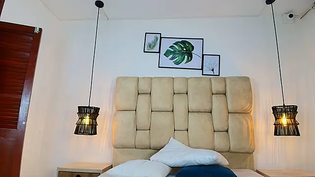 Cinthiabaker online show from 04/09/26, 11:49