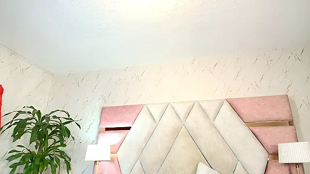 Cinthiabaker online show from 03/25/26, 12:15