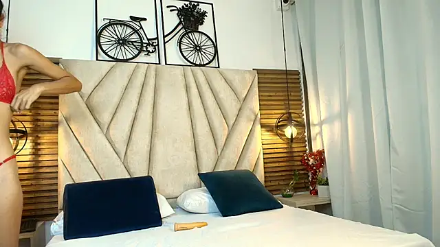 Cinthiabaker online show from 10/13/25, 11:23