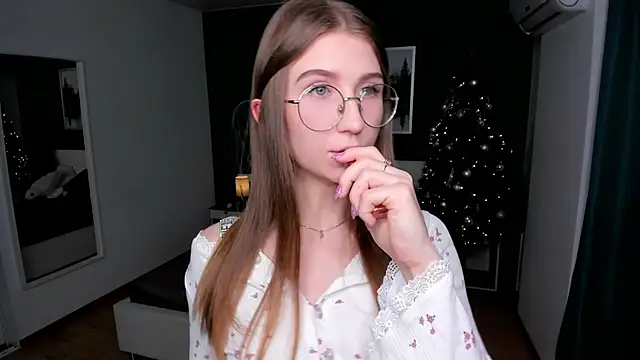 Snapshot of EditaBand chatting on 01/07/26, 07:19 EditaBand online show from 01/07/26, 07:19