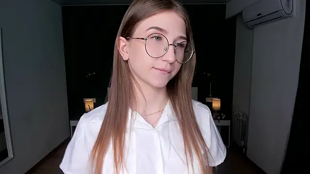 Snapshot of EditaBand chatting on 02/10/26, 07:24 EditaBand online show from 02/10/26, 07:24