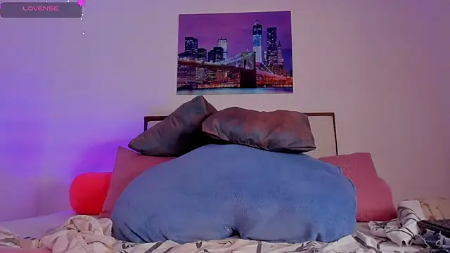 eva rain  online show from 04/10/26, 10:39