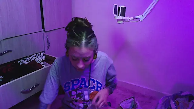 vainilla doll online show from 04/07/26, 02:46