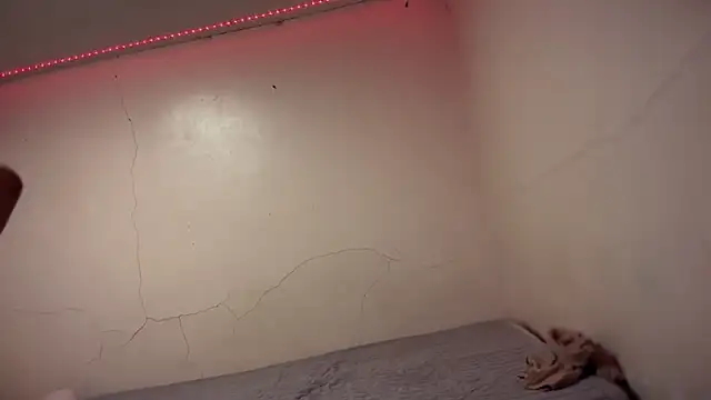 sabrina cutieee69 online show from 06/15/26, 07:41