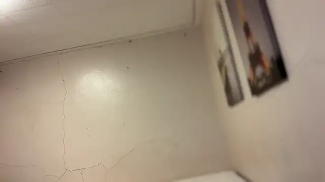 sabrina cutieee69 online show from 03/15/26, 03:24