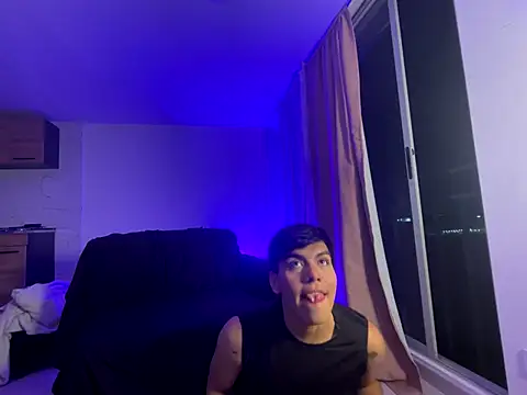 Axel Hunter online show from 10/08/25, 04:47