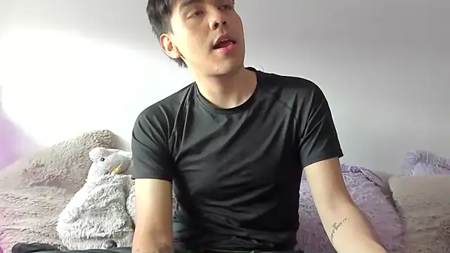 Axel Hunter online show from 06/04/26, 04:44