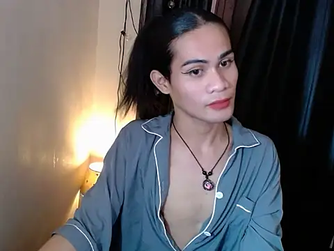 bellalot online show from 12/01/25, 11:11