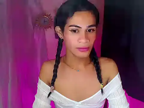 bellalot online show from 12/16/25, 10:14