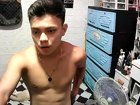 Pinoy slutcummer69 online show from 03/08/26, 01:47