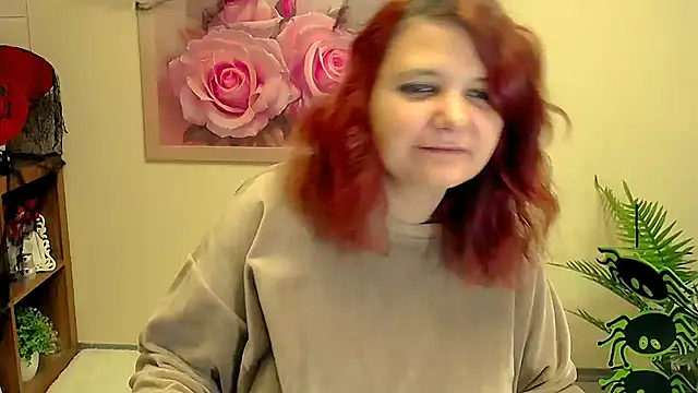 Snapshot of TwoBigSuns chatting on 10/16/25, 07:38 TwoBigSuns online show from 10/16/25, 07:38