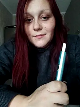 Snapshot of Alisawoods_ chatting on 02/12/26, 01:11 Alisawoods online show from 02/12/26, 01:11