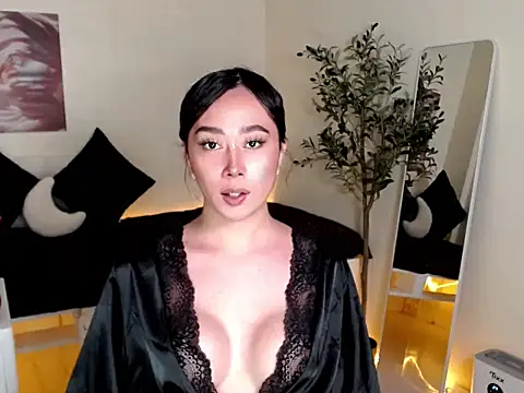 Ms yhanna online show from 05/05/26, 11:52