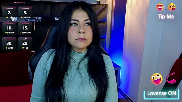 Aniajoness  online show from 03/25/26, 04:12