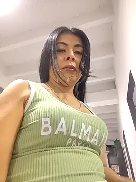 Aniajoness  online show from 11/16/25, 02:49