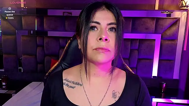 Aniajoness  online show from 11/05/25, 02:58