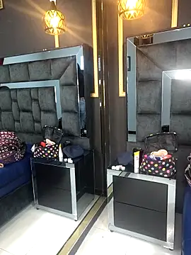 Aniajoness  online show from 11/22/25, 04:11