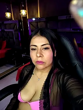 Aniajoness  online show from 12/19/25, 04:05