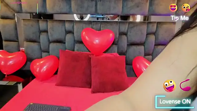 Aniajoness  online show from 02/14/26, 04:23