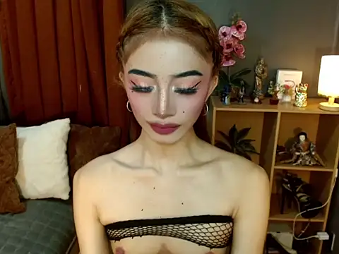 sweetcumcara online show from 04/24/26, 12:12