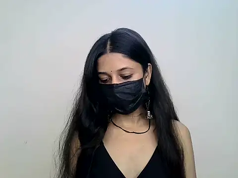 Snapshot of GUDIYA_BAB chatting on 09/09/25, 06:01 GUDIYA BAB online show from 09/09/25, 06:01