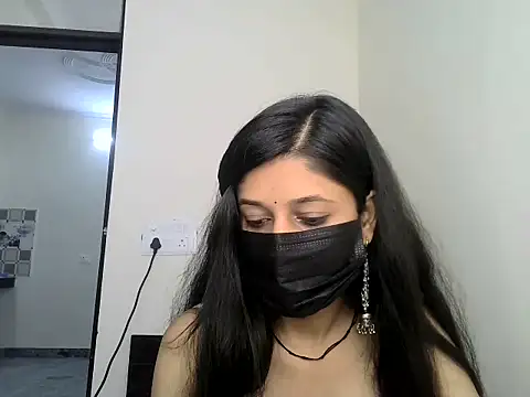 Snapshot of GUDIYA_BAB chatting on 09/26/25, 05:36 GUDIYA BAB online show from 09/26/25, 05:36