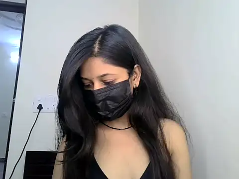 Snapshot of GUDIYA_BAB chatting on 09/27/25, 06:30 GUDIYA BAB online show from 09/27/25, 06:30