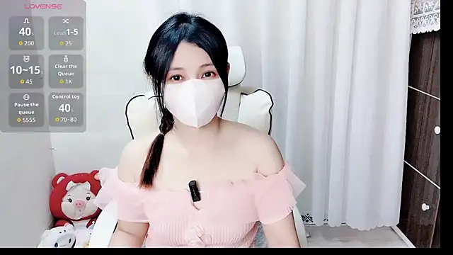 phuongnhi  online show from 03/26/26, 01:42