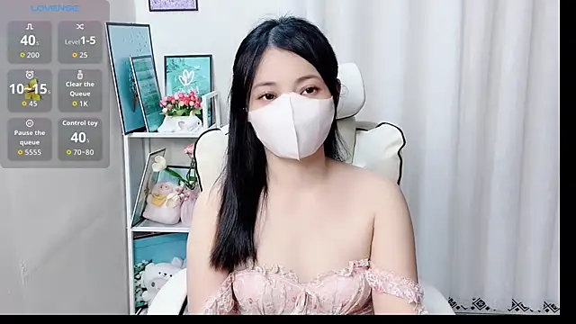 Snapshot of phuongnhi_ chatting on 05/16/26, 10:36 phuongnhi online show from 05/16/26, 10:36