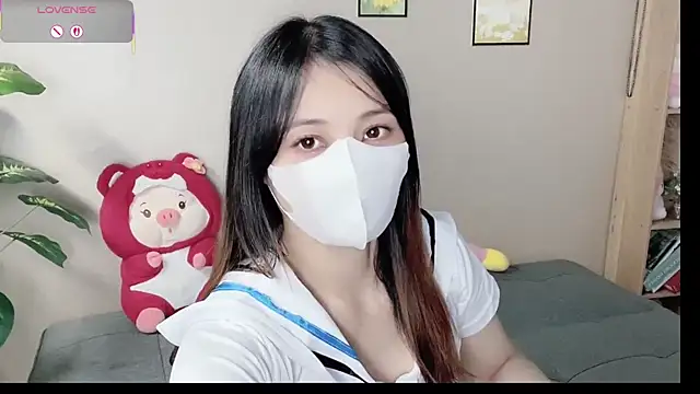 phuongnhi  online show from 09/10/25, 12:37