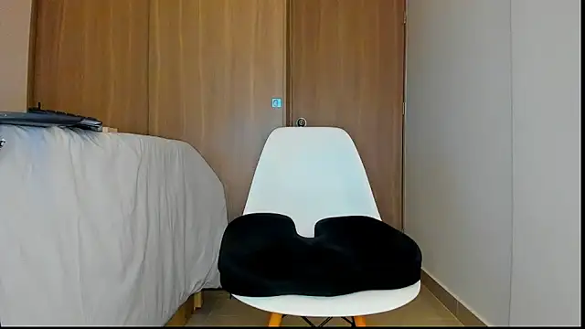 Alphapulsex online show from 04/02/26, 02:35