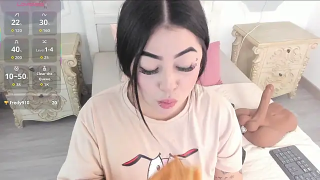 Snapshot of MeganStar__ chatting on 10/22/25, 12:15 MeganStar online show from 10/22/25, 12:15