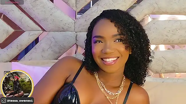 Tessa Owenss online show from 03/15/26, 09:44